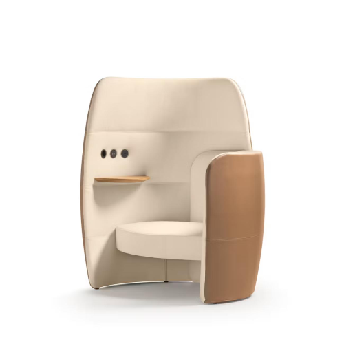 ONLY - Capsula relax rivestita, dotata di pianetto di appoggio in legno di rovere naturale o tinto moka.Predisposta per cablaggio pannello DX sopra piano