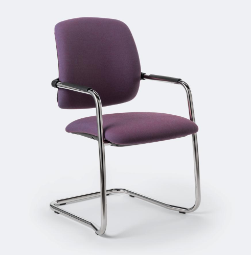 FRAME - Poltroncina attesa tappezzata su slitta cromata o verniciata nera con retro schienale rivestito, sedile e schienale imbottiti in gomma ignifuga, pad in plastica , plastiche nere