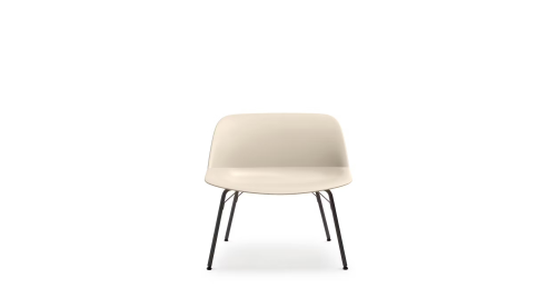 DEEP XL - POLTRONA CON BASE A 4 GAMBE IN METALLO NERE - SCOCCA POLIPROPILENE - COMPRESO CUSCINO IMBOTTITO CAT.2